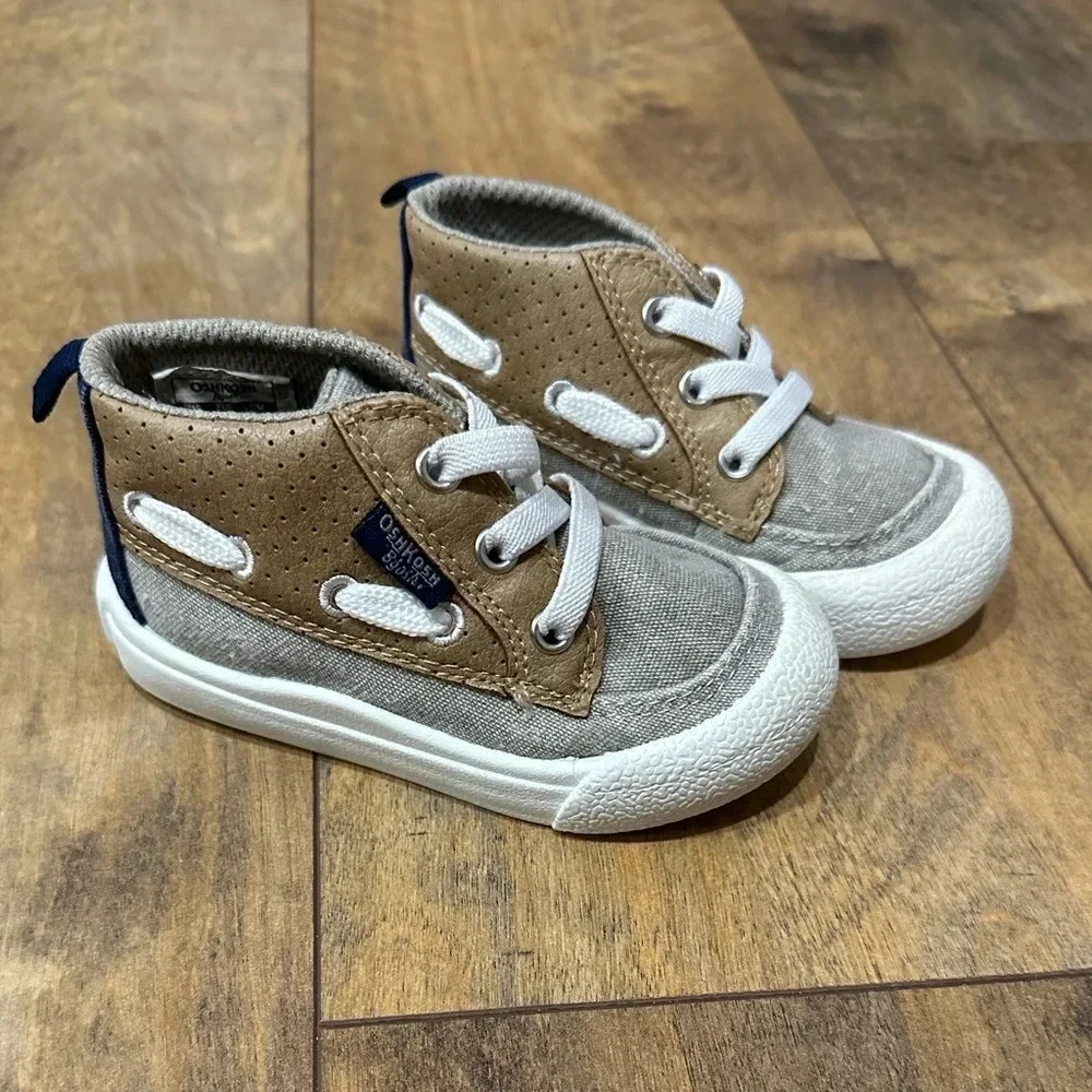 OSHKOSH B’GOSH “Lloyd” Toddler Boots, Size 6